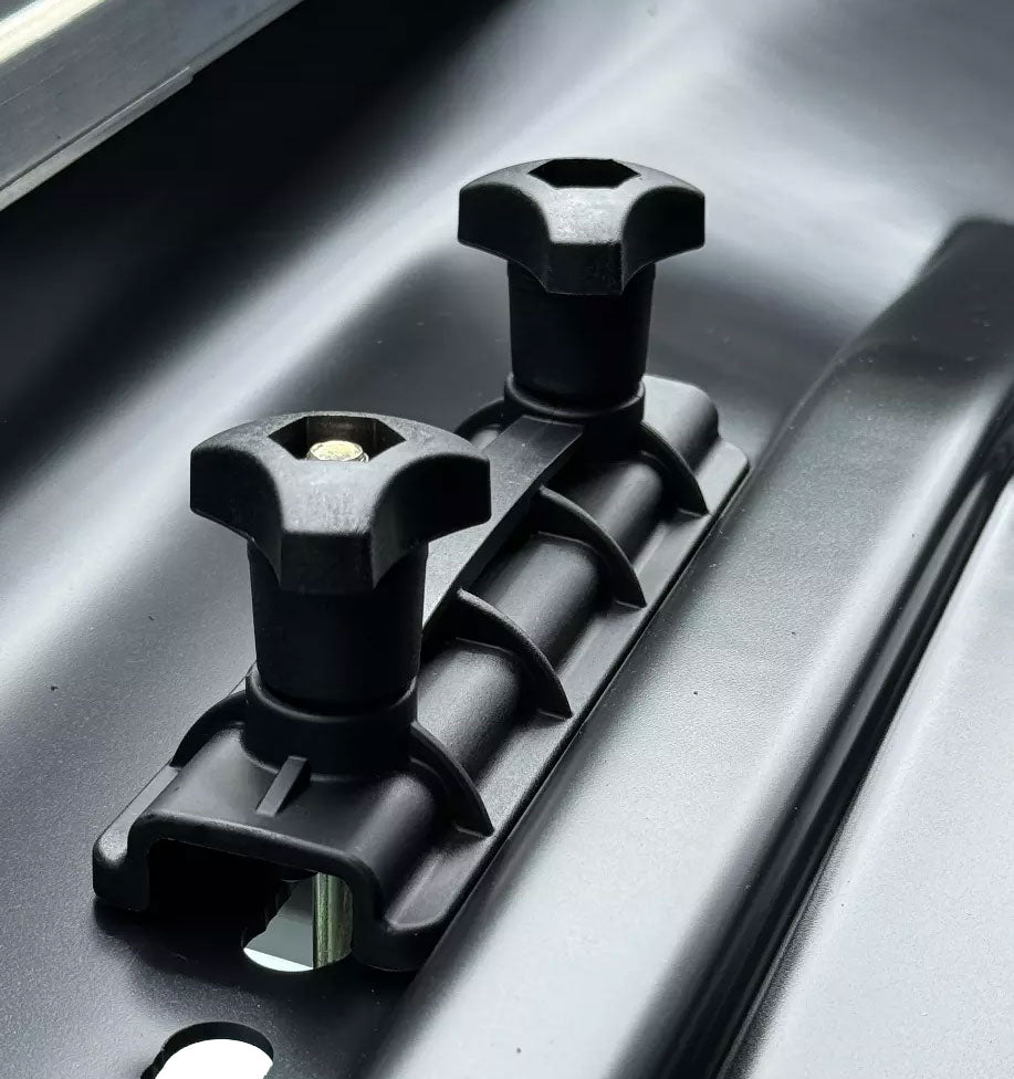ocean-roof-box-roof-bar-clamps